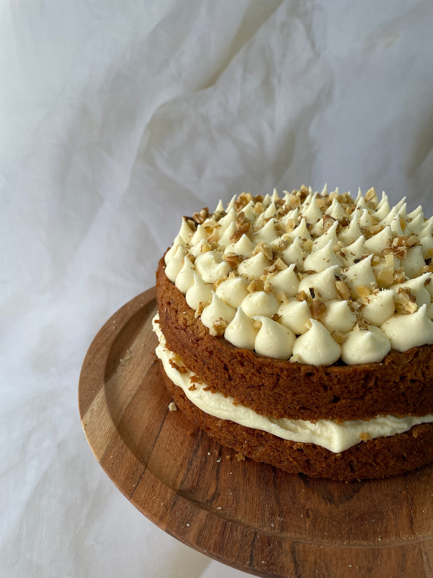 Carrot & walnut cake