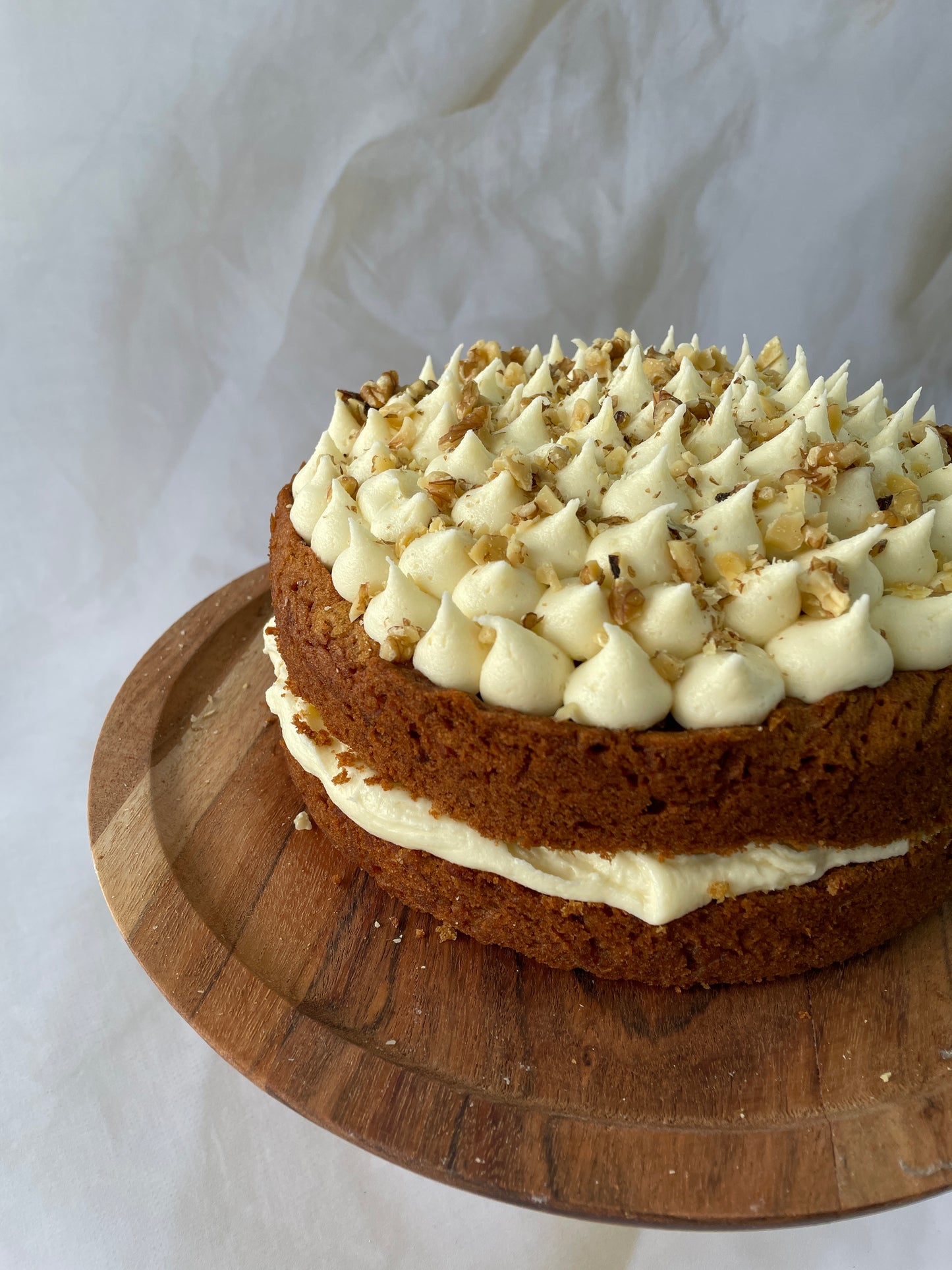 Carrot & walnut cake